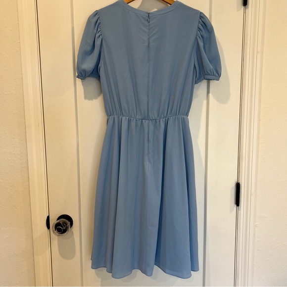 Gal Meets Glam Ellie Crepe Puff Sleeve Dress - Picture 7 of 11